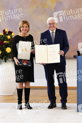 Verleihung des Verdienstordens der Bundesrepublik Deutschland an Ministerpräsidentinnen und Ministerpräsidenten in Berlin