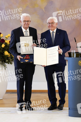 Verleihung des Verdienstordens der Bundesrepublik Deutschland an Ministerpräsidentinnen und Ministerpräsidenten in Berlin