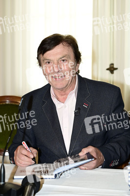 Lesung und Signierstunde mit Pavel Travnicek in Moritzburg