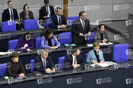 140. Sitzung des Deutschen Bundestages in Berlin