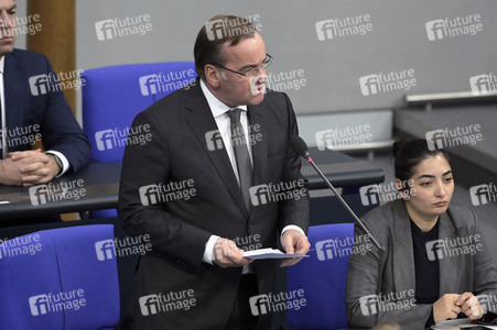140. Sitzung des Deutschen Bundestages in Berlin