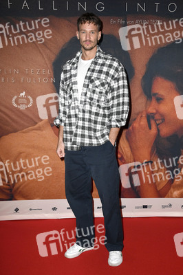 Filmpremiere 'Falling Into Place' in Berlin