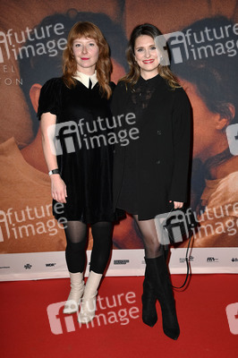 Filmpremiere 'Falling Into Place' in Berlin