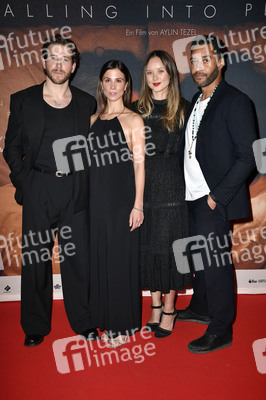 Filmpremiere 'Falling Into Place' in Berlin