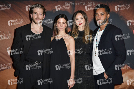 Filmpremiere 'Falling Into Place' in Berlin