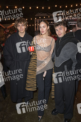 LeGer by Lena Gercke Holly Jolly Christmas Party in Berlin
