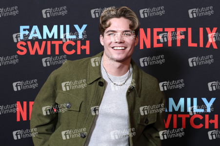Filmpremiere 'Family Switch' in Los Angeles