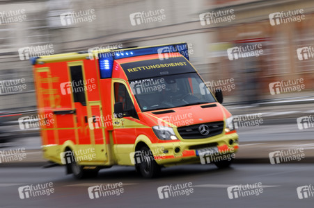 Symbolfoto Rettungswagen