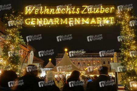 WeihnachtsZauber Gendarmenmarkt 2023 in Berlin