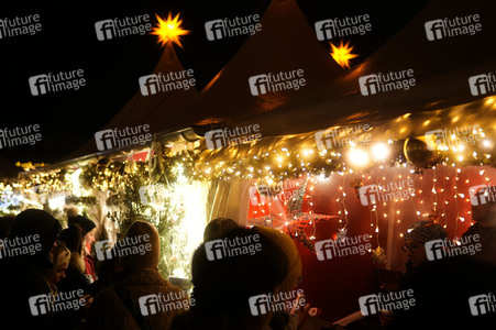 WeihnachtsZauber Gendarmenmarkt 2023 in Berlin