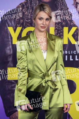 Filmpremiere 'Girl You Know It's True' in München