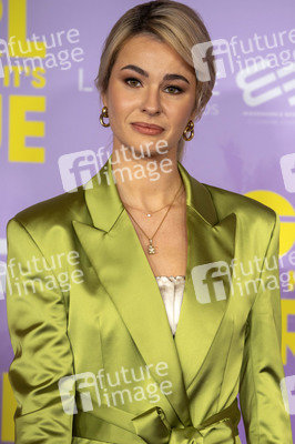 Filmpremiere 'Girl You Know It's True' in München