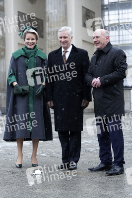 König Philippe und Königin Mathilde von Belgien am Brandenburger Tor in Berlin