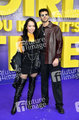 Filmpremiere 'Girl You Know It's True' in Berlin