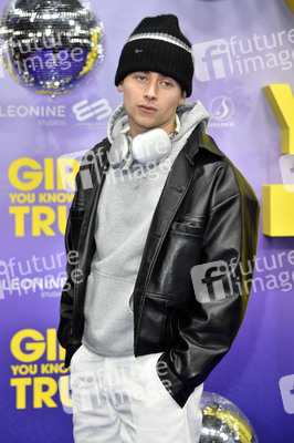 Filmpremiere 'Girl You Know It's True' in Berlin