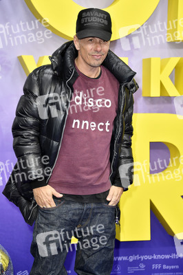Filmpremiere 'Girl You Know It's True' in Berlin