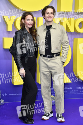Filmpremiere 'Girl You Know It's True' in Berlin