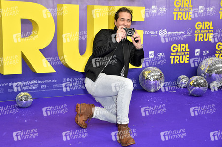Filmpremiere 'Girl You Know It's True' in Berlin