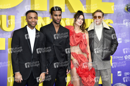 Filmpremiere 'Girl You Know It's True' in Berlin