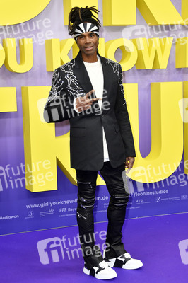 Filmpremiere 'Girl You Know It's True' in Berlin