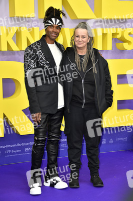 Filmpremiere 'Girl You Know It's True' in Berlin