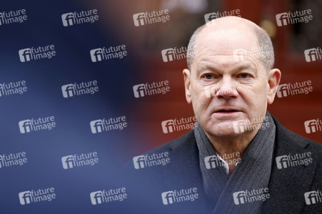 Olaf Scholz beim Besuch des Deutschen Geoforschungszentrums und des Potsdam-Instituts für Klimafolgenforschung in Potsdam