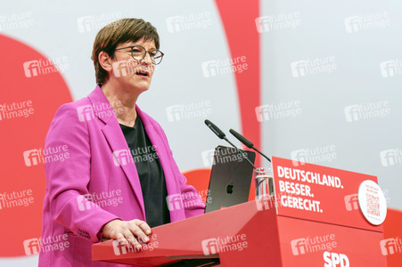 Ordentlicher Bundesparteitag der SPD 2023 in Berlin