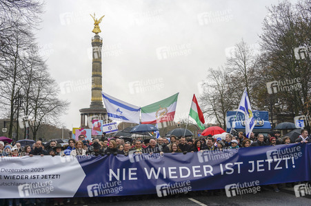 Solidaritätskundgebung 'Nie Wieder Ist Jetzt! - Deutschland steht auf' in Berlin