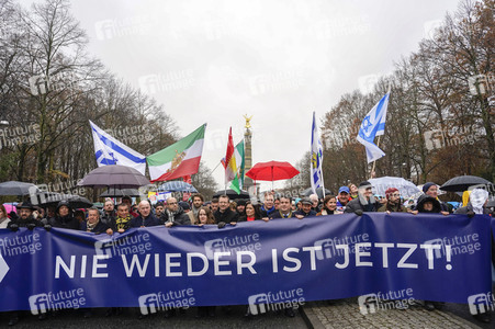 Solidaritätskundgebung 'Nie Wieder Ist Jetzt! - Deutschland steht auf' in Berlin