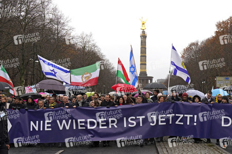 Solidaritätskundgebung 'Nie Wieder Ist Jetzt! - Deutschland steht auf' in Berlin