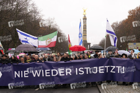 Solidaritätskundgebung 'Nie Wieder Ist Jetzt! - Deutschland steht auf' in Berlin