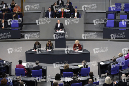 143. Sitzung des Deutschen Bundestages in Berlin