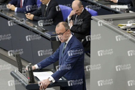 143. Sitzung des Deutschen Bundestages in Berlin