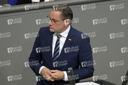 143. Sitzung des Deutschen Bundestages in Berlin