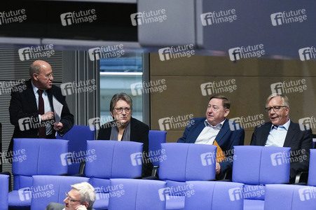 143. Sitzung des Deutschen Bundestages in Berlin