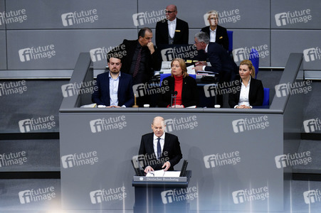 143. Sitzung des Deutschen Bundestages in Berlin