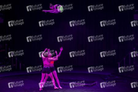 Weihnachstshow von Circus FlicFlac in Erfurt