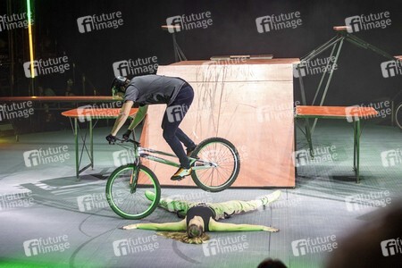 Weihnachstshow von Circus FlicFlac in Erfurt