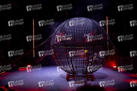 Weihnachstshow von Circus FlicFlac in Erfurt