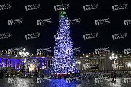 Weihnachten auf dem Petersplatz in Rom