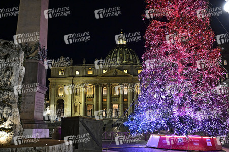 Weihnachten auf dem Petersplatz in Rom