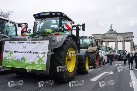 Bauerndemo für Agrardiesel in Berlin