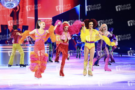 Eisrevue-Premiere 'Holiday on Ice - No Limits' in Leipzig