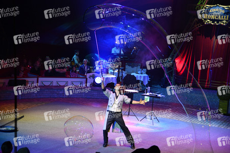 Premiere '19. Original Roncalli Weihnachtscircus' in Berlin