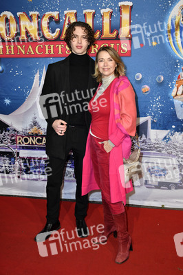 Premiere '19. Original Roncalli Weihnachtscircus' in Berlin