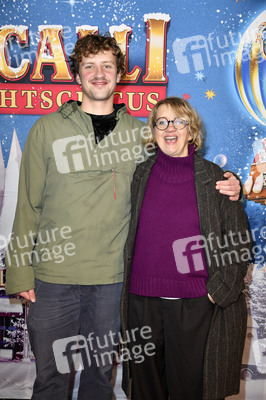 Premiere '19. Original Roncalli Weihnachtscircus' in Berlin