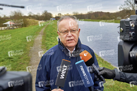 Stephan Weil besucht Hochwassergebiet in der Region Heidekreis