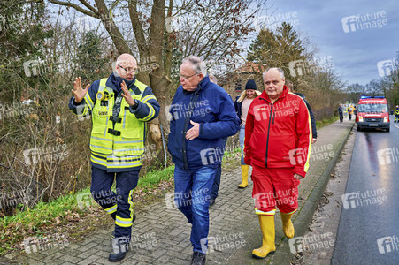 Stephan Weil besucht Hochwassergebiet in der Region Heidekreis