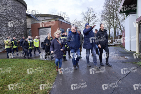 Stephan Weil besucht Hochwasser-Einsatzkräfte in der Region Hannover