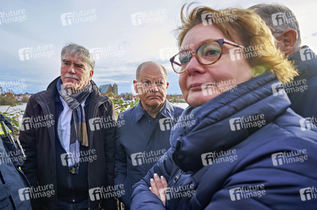 Olaf Scholz besucht das Hochwassergebiet in Verden